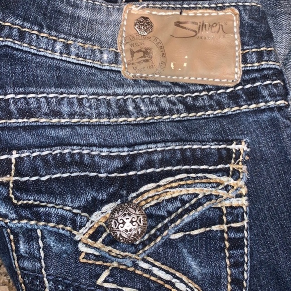 Silver Jeans - Picture 4 of 5